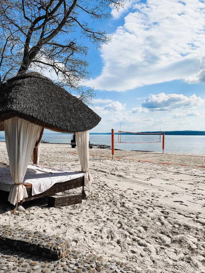 Secret Resort Club Pereyaslav-Khmelʼnytsʼkyy エクステリア 写真