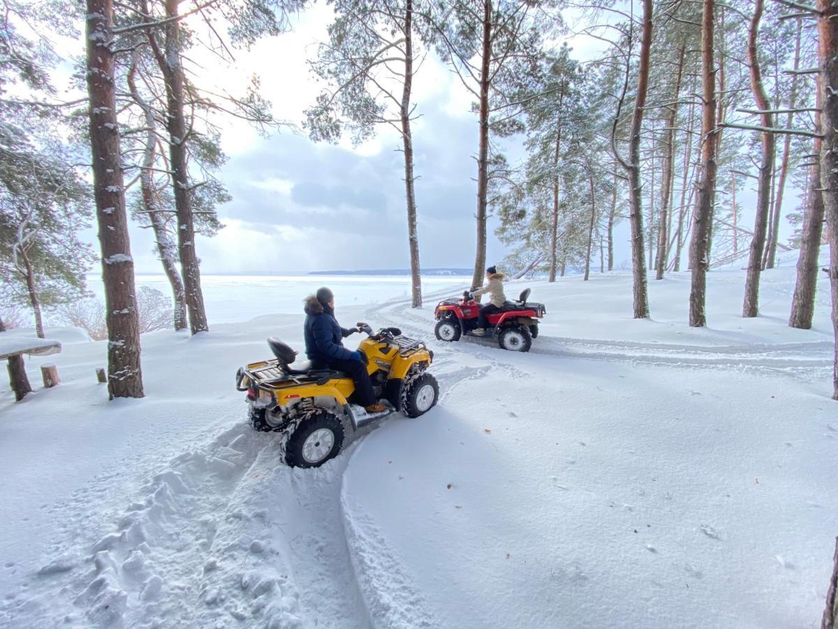 Secret Resort Club Pereyaslav-Khmelʼnytsʼkyy エクステリア 写真