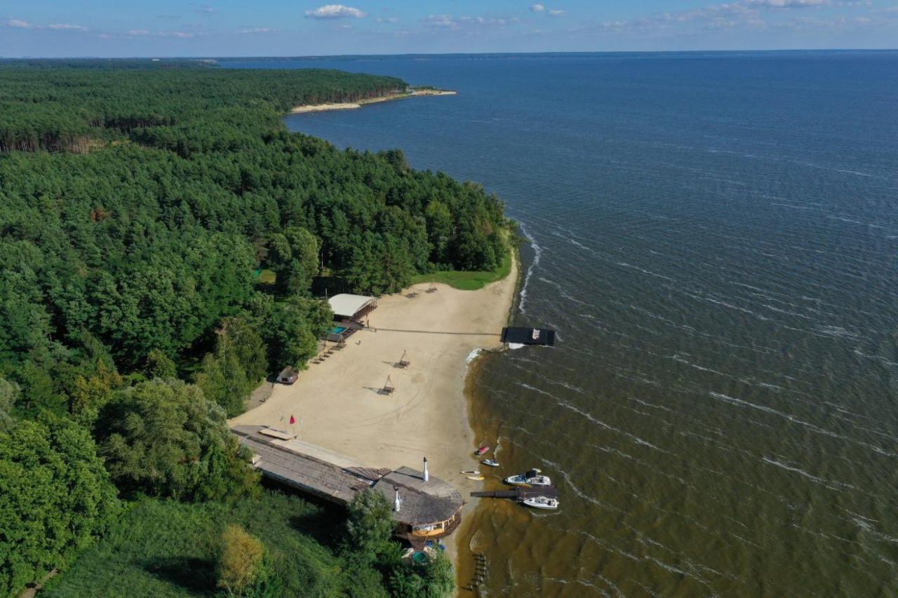 Secret Resort Club Pereyaslav-Khmelʼnytsʼkyy エクステリア 写真