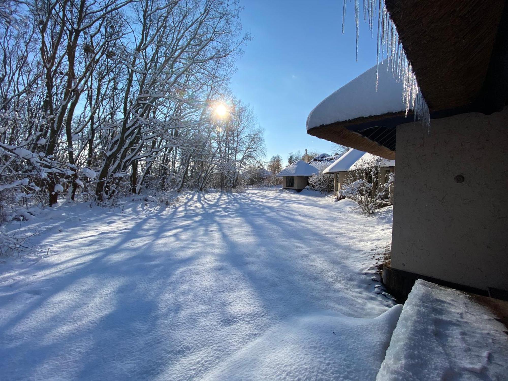 Secret Resort Club Pereyaslav-Khmelʼnytsʼkyy エクステリア 写真