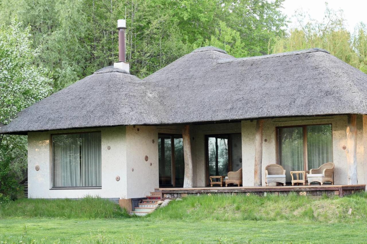 Secret Resort Club Pereyaslav-Khmelʼnytsʼkyy エクステリア 写真
